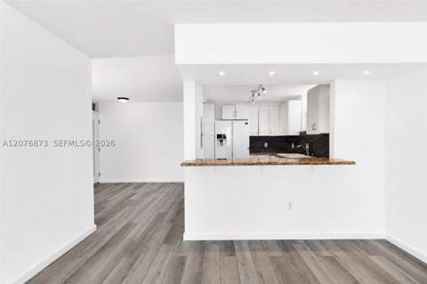 1045 10th St 604, Miami Beach FL - photo 19 of 41