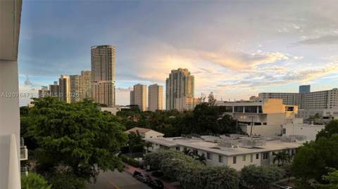 1045 10th St 604, Miami Beach FL - photo 21 of 41