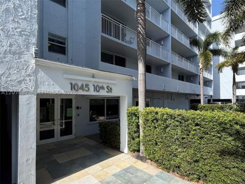 1045 10th St 604, Miami Beach FL - photo 22 of 41