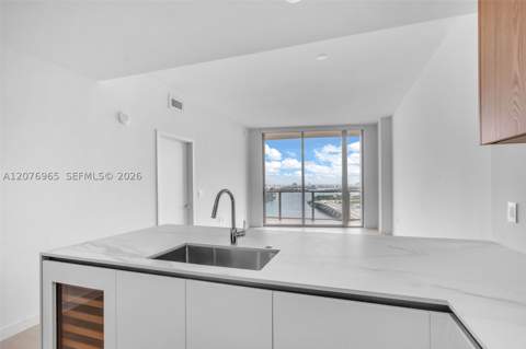 1400 Biscayne Blvd 2305, Miami FL - photo 13 of 58
