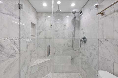 90 Edgewater Dr 104, Coral Gables FL - photo 17 of 33
