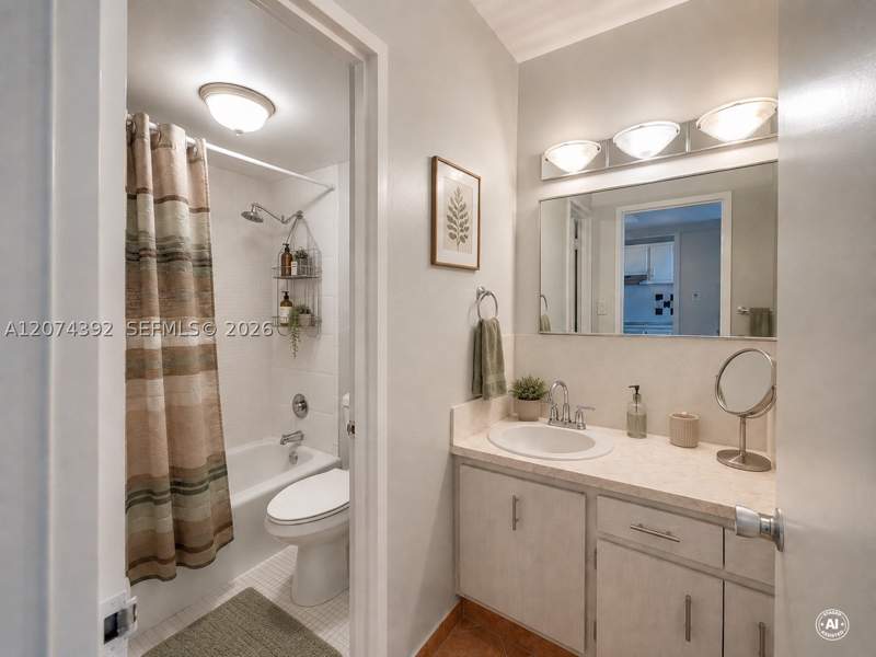 0 bedroom Condominium at 100 Lincoln Rd 631, The Decoplage Condo, Miami Beach — photo 4