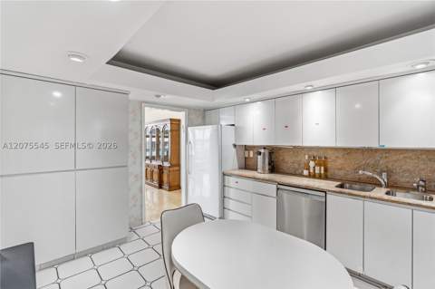 5001 Collins Ave 3B, Miami Beach FL - photo 21 of 44