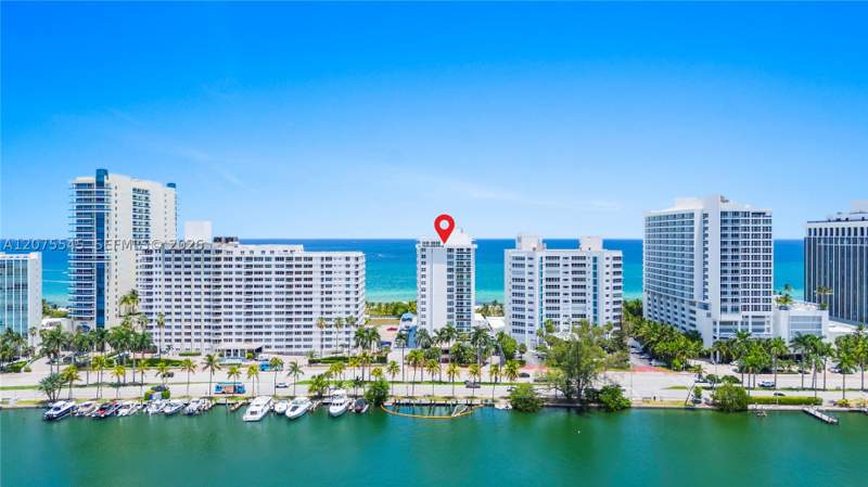2 bedroom Condominium at 5001 Collins Ave 3B, The Carriage Club South, Miami Beach — photo 4