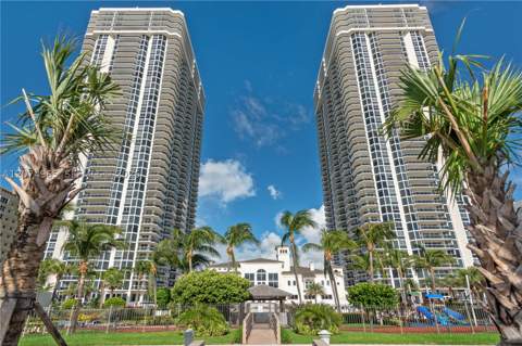 4779 Collins Ave 1804, Miami Beach FL - photo 21 of 44