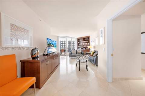4779 Collins Ave 1804, Miami Beach FL - photo 7 of 44