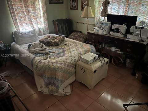 11429 NE 11th Pl, Biscayne Park FL - photo 11 of 17