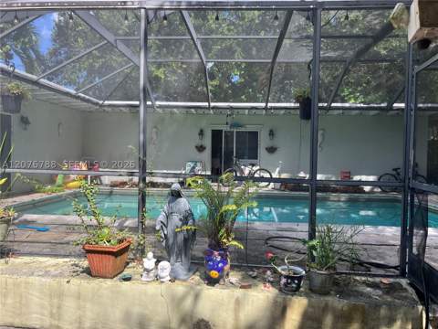 11429 NE 11th Pl, Biscayne Park FL - photo 13 of 17