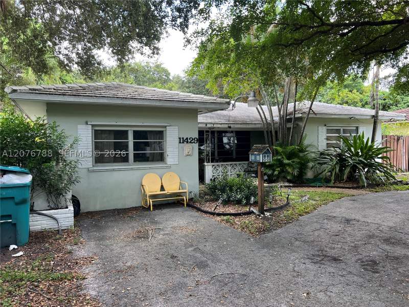 3 bedroom SingleFamilyResidence at 11429 NE 11th Pl, Biscayne Lawn Extension, Biscayne Park — photo 2