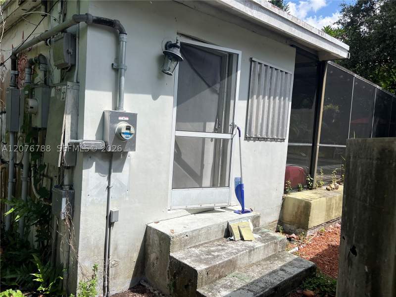 3 bedroom SingleFamilyResidence at 11429 NE 11th Pl, Biscayne Lawn Extension, Biscayne Park — photo 3
