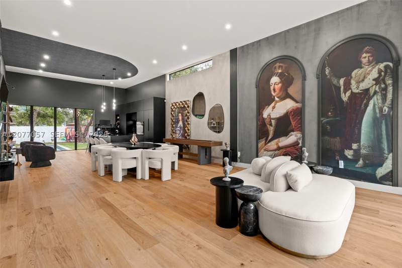 5 bedroom SingleFamilyResidence at 400 NW 49th St, Buena Vista Heights Exten, Miami — photo 5