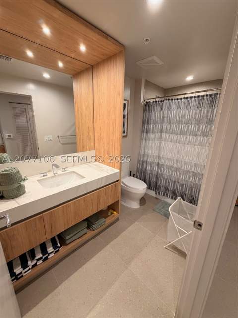 11 NE 6th St 706, Miami FL - photo 8 of 16