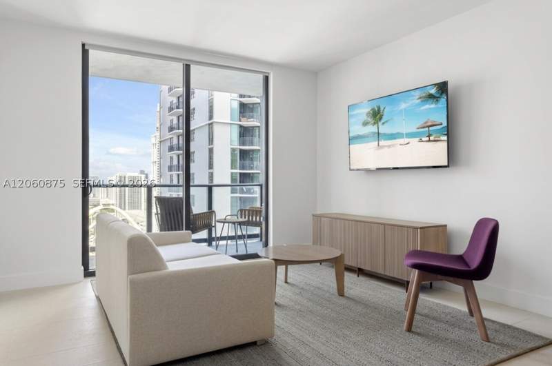 1 bedroom Condominium at 159 NE 6th St 3413, Gale Residences, Miami — photo 2