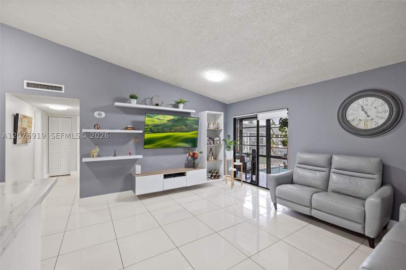 2 bedroom Condominium at 827 NE 199th St 206, Carmel At California Cl C, Miami — photo 2