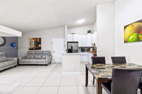 827 NE 199th St 206, Miami FL - photo 6 of 34
