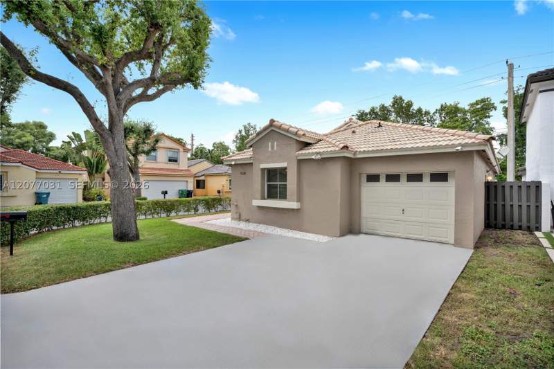 3 bedroom SingleFamilyResidence at 11491 SW 72nd Ter, Poinciana At Chestnut Ran, Miami — photo 3