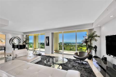 3400 SW 27th Ave 902, Miami FL - photo 6 of 37