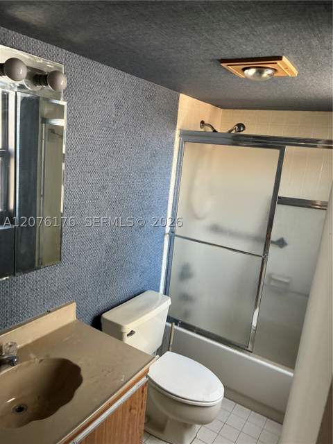 4301 Collins Ave 402, Miami Beach FL - photo 8 of 12