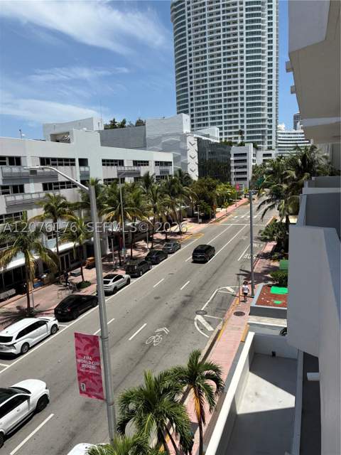 4301 Collins Ave 402, Miami Beach FL - photo 9 of 12