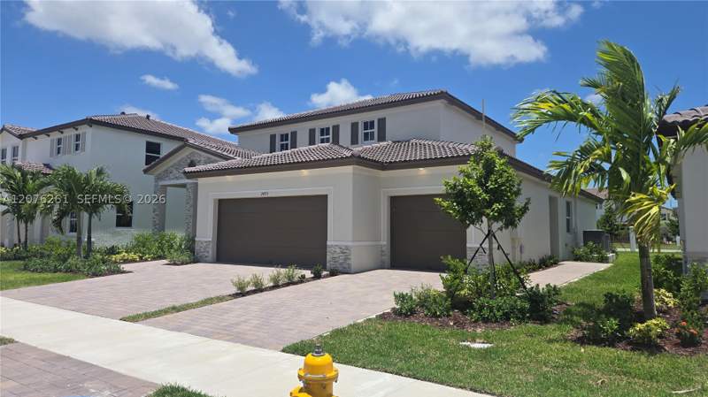 5 bedroom SingleFamilyResidence at 2475 SE 29th Dr, Keys Gate Subdivision, Homestead — photo 2