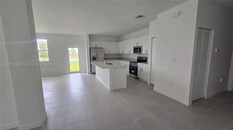 2475 SE 29th Dr, Homestead FL - photo 7 of 28