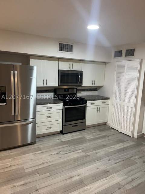 7133 SW 109th Ct, Miami FL - photo 6 of 13