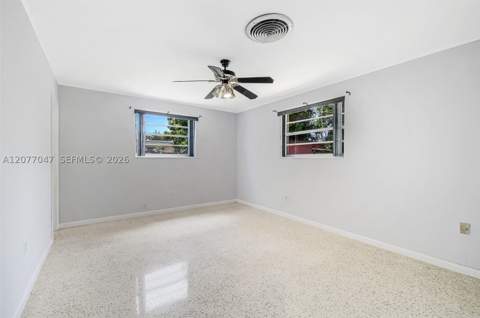 9354 Caribbean Blvd, Cutler Bay FL - photo 21 of 47