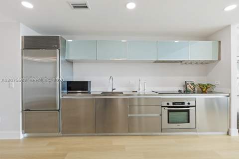 1040 Biscayne Blvd 3403, Miami FL - photo 11 of 38