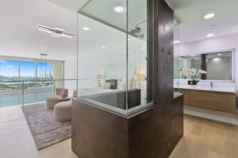 1040 Biscayne Blvd 3403, Miami FL - photo 20 of 38