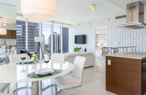 485 Brickell Ave 3410, Miami FL - photo 19 of 32