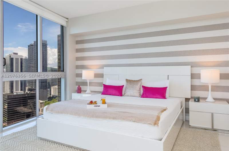 2 bedroom Condominium at 485 Brickell Ave 3410, Icon Brickell Condo No 3, Miami — photo 4