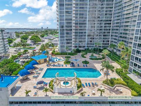 7601 E Treasure Dr 1419, North Bay Village FL - photo 19 of 22