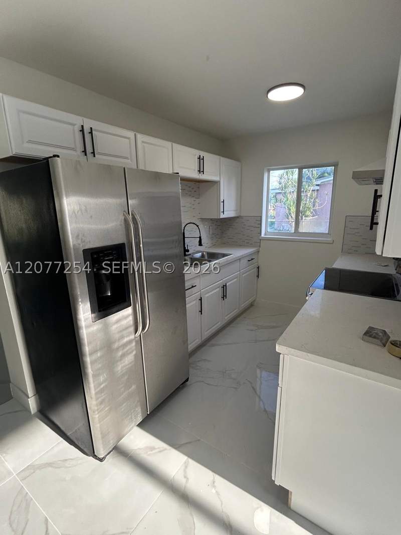4 bedroom SingleFamilyResidence at 20532 NW 22nd Ct, LAKE LUCERNE SEC 2, Miami Gardens — photo 4