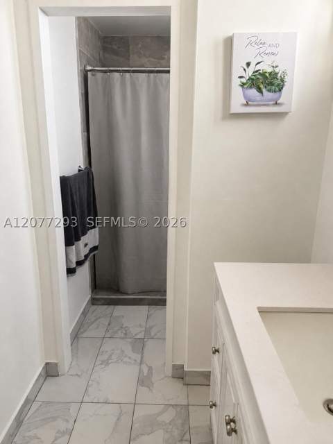9171 Fontainebleau Blvd 5, Miami FL - photo 8 of 20