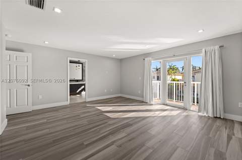 3110 NE 210th Ter, Aventura FL - photo 11 of 16