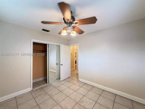 4585 E 9th Ln, Hialeah FL - photo 14 of 26