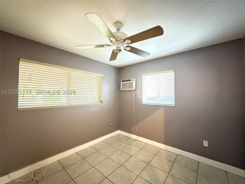 4585 E 9th Ln, Hialeah FL - photo 15 of 26