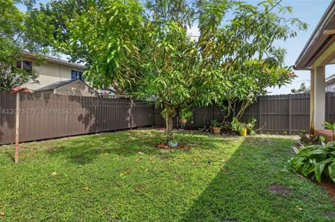 4585 E 9th Ln, Hialeah FL - photo 21 of 26