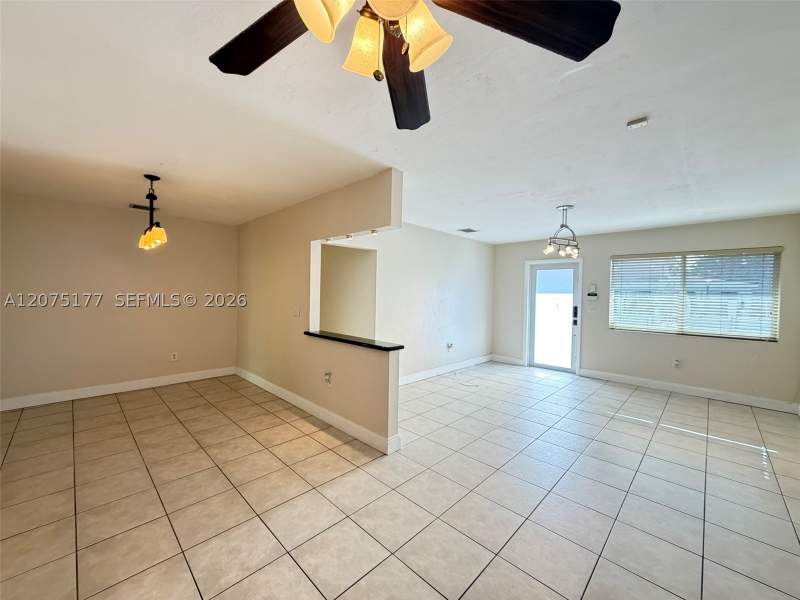 3 bedroom SingleFamilyResidence at 4585 E 9th Ln, Ingleside Park Rev, Hialeah — photo 4