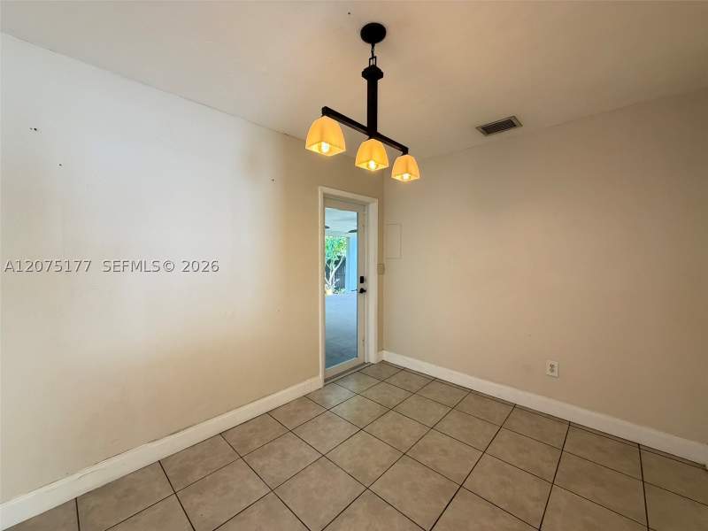 3 bedroom SingleFamilyResidence at 4585 E 9th Ln, Ingleside Park Rev, Hialeah — photo 5