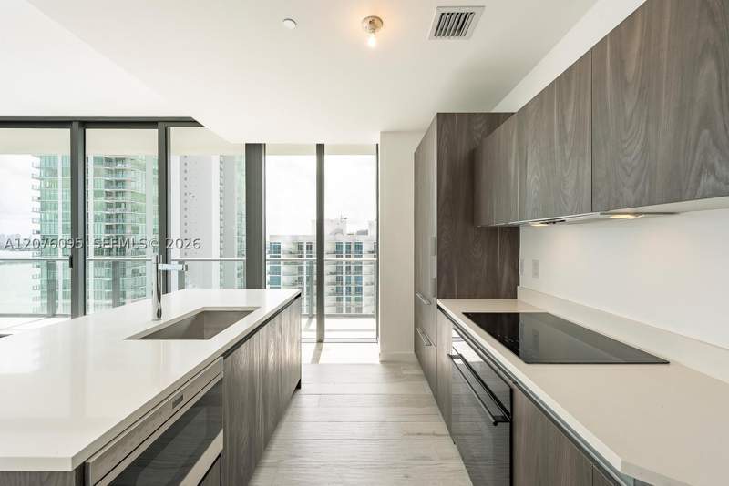 4 bedroom Condominium at 480 NE 31st St 2101, Gran Paraiso Condo, Miami — photo 2