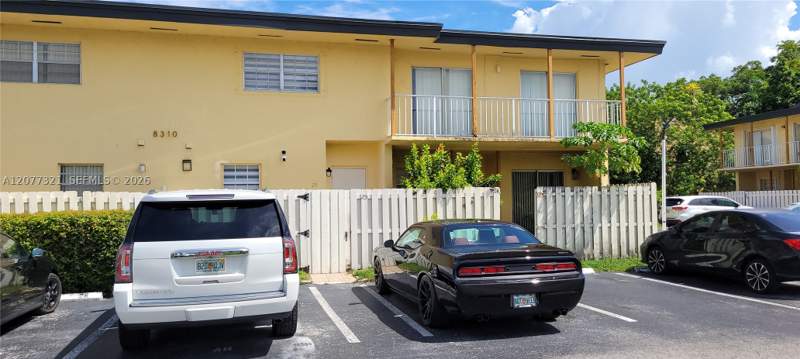 2 bedroom Condominium at 8310 SW 154th Ave 25, Centre Court Condo, Miami — photo 4