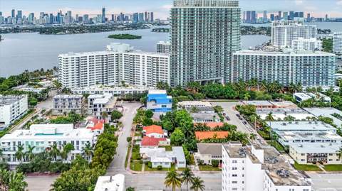 1301 Flamingo Way, Miami Beach FL - photo 14 of 26
