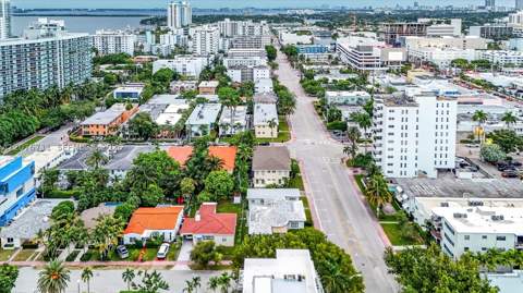 1301 Flamingo Way, Miami Beach FL - photo 6 of 26