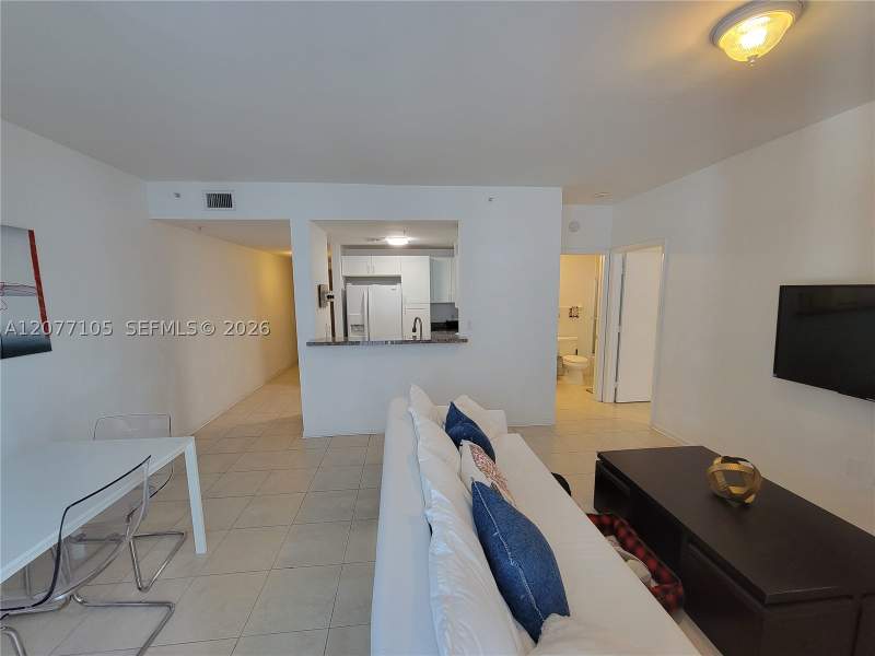 1 bedroom Condominium at 185 SE 14th Ter 1101, Fortune House Condo, Miami — photo 3