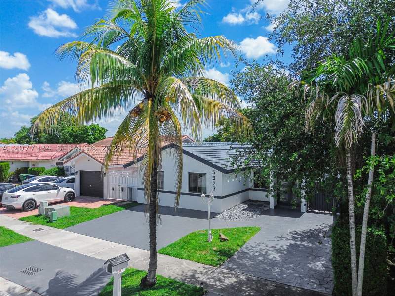4 bedroom SingleFamilyResidence at 5923 SW 147th Pl, West Miller Heights Sec 1, Miami — photo 5