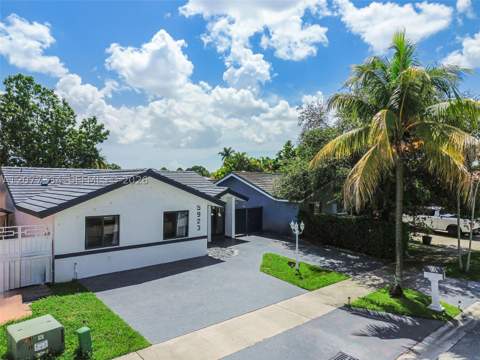 5923 SW 147th Pl, Miami FL - photo 6 of 53