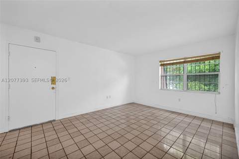 220 NW 107th Ave 204, Miami FL - photo 7 of 39