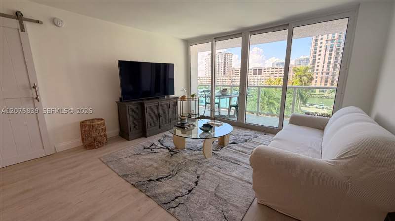 2 bedroom Condominium at 100 Bayview Dr 431, Arlen House East Condo, Sunny Isles Beach — photo 5