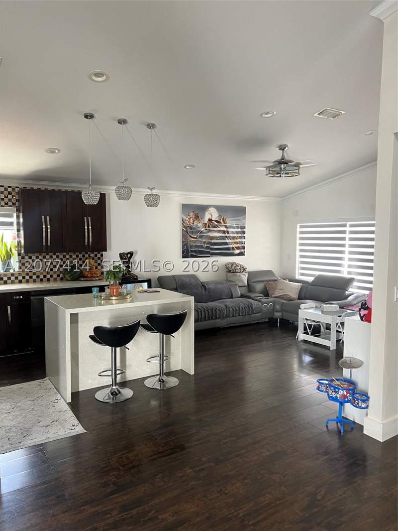 5 bedroom SingleFamilyResidence at 5861 SW 149th Ct, West Miller Heights Sec 4, Miami — photo 4
